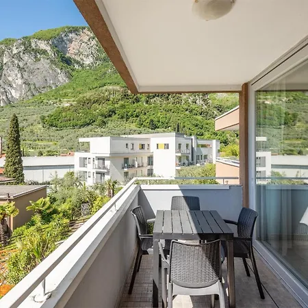 Apartment Casa Varone 46, Swimming Pool And Bbq