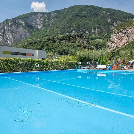 Casa Varone 46, Swimming Pool And Bbq Apartment