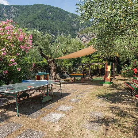 Apartment Casa Varone 46, Swimming Pool And Bbq